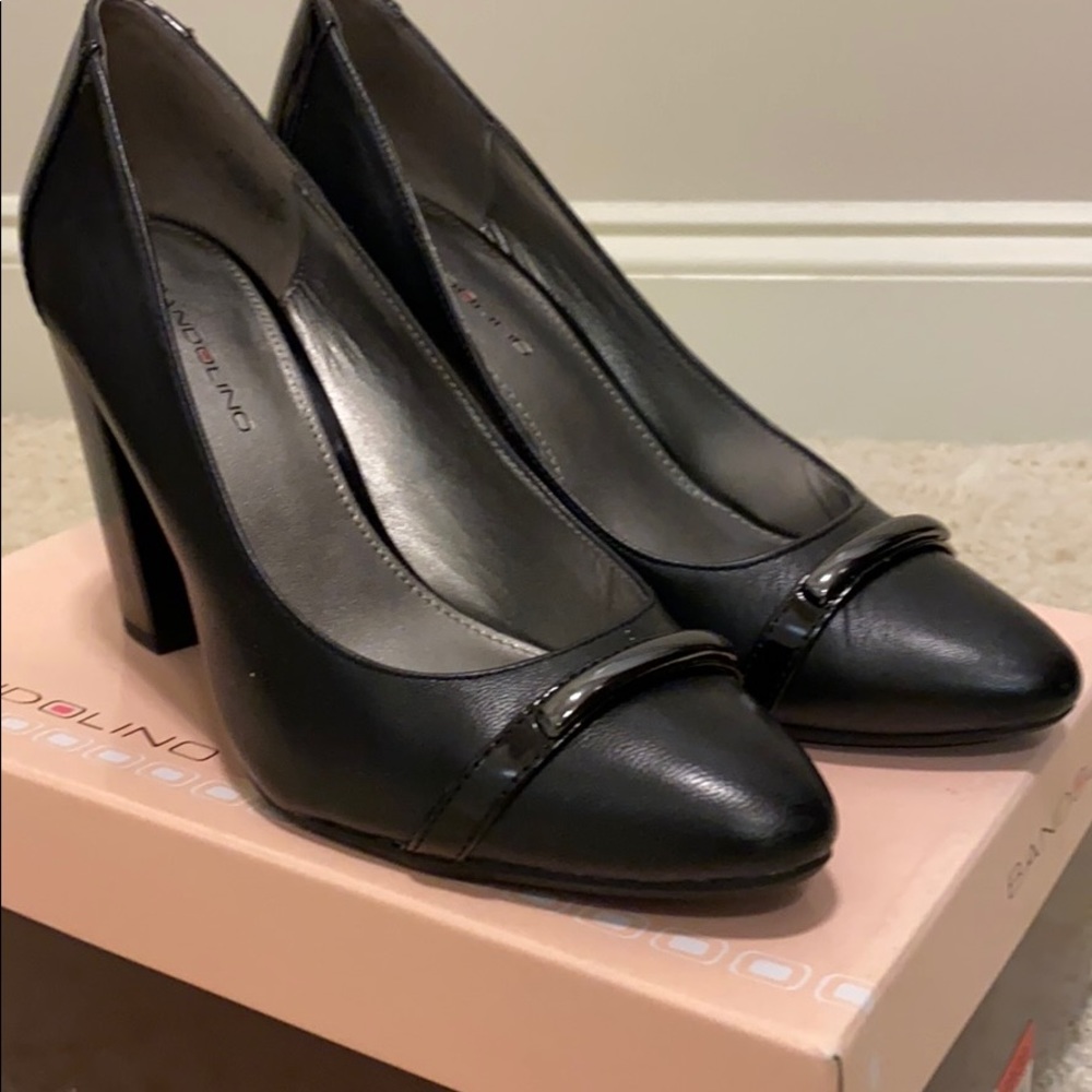 Re listed- Bandolino block heels